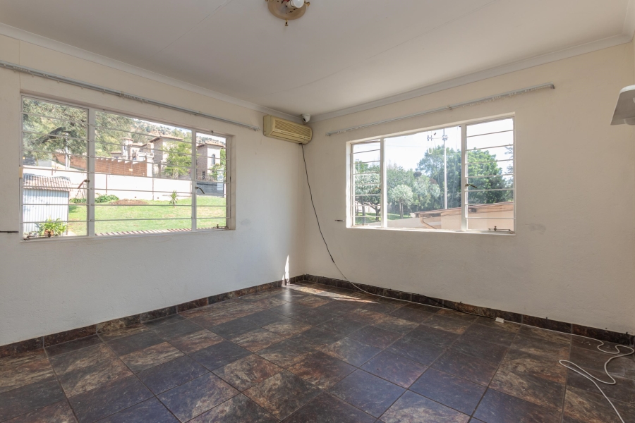 13 Bedroom Property for Sale in Poortview Gauteng