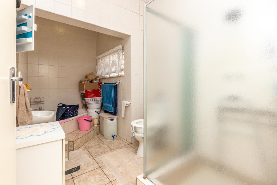 13 Bedroom Property for Sale in Poortview Gauteng