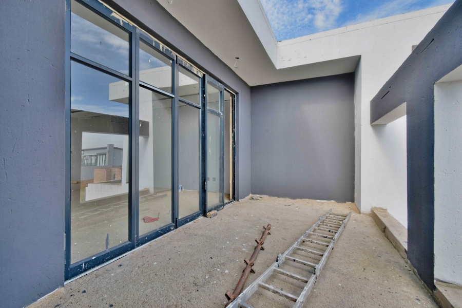 6 Bedroom Property for Sale in The Ridge Gauteng