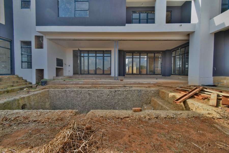 6 Bedroom Property for Sale in The Ridge Gauteng
