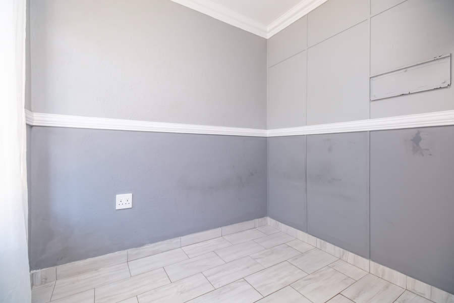 To Let 2 Bedroom Property for Rent in Witpoortjie Gauteng
