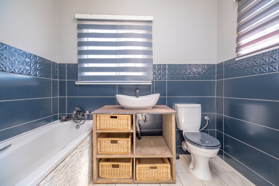 To Let 2 Bedroom Property for Rent in Witpoortjie Gauteng