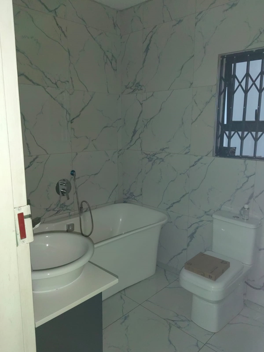 2 Bedroom Property for Sale in Witpoortjie Gauteng
