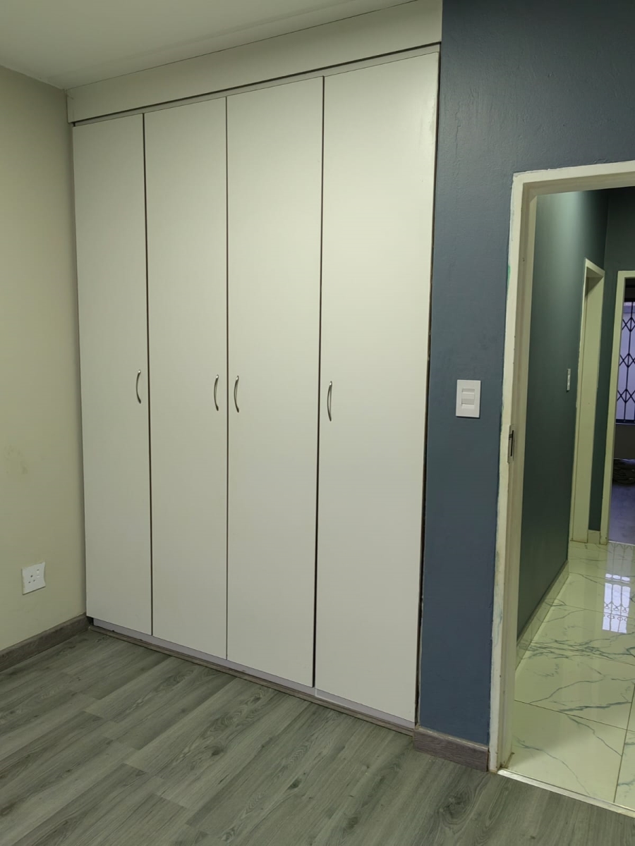 2 Bedroom Property for Sale in Witpoortjie Gauteng