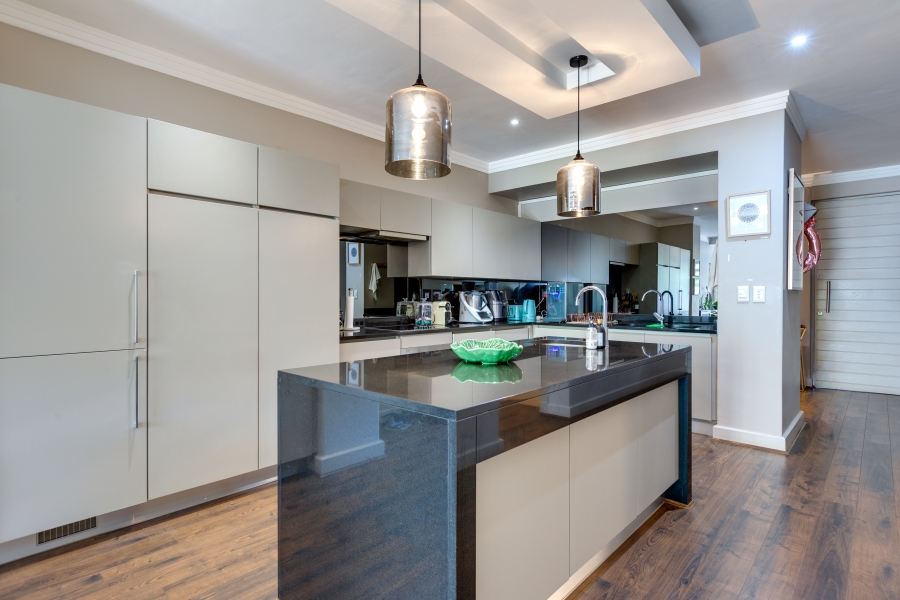 2 Bedroom Property for Sale in Hyde Park Gauteng
