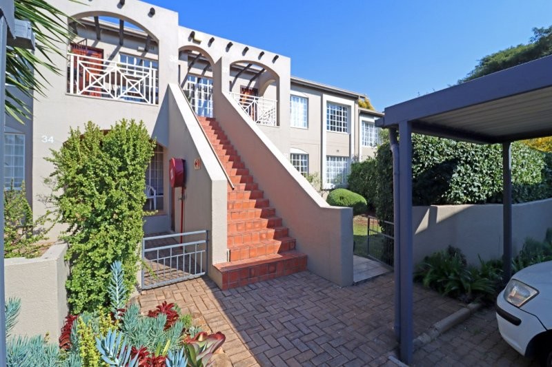2 Bedroom Property for Sale in Robindale Gauteng