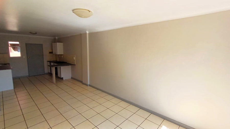 2 Bedroom Property for Sale in Zwartkop Gauteng