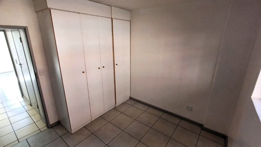 2 Bedroom Property for Sale in Zwartkop Gauteng