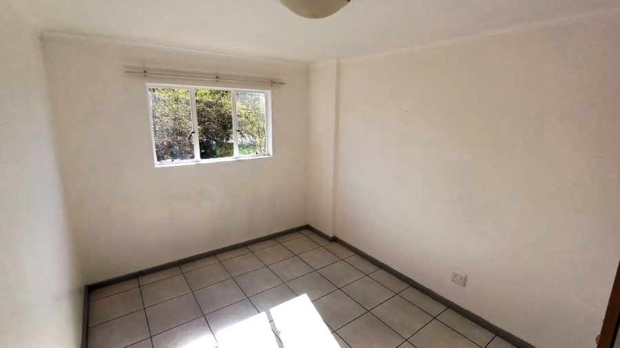 2 Bedroom Property for Sale in Zwartkop Gauteng