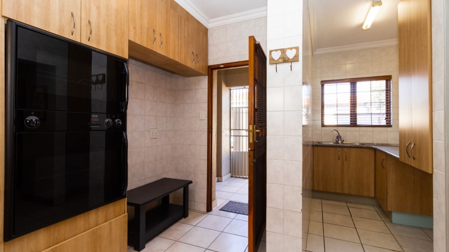 3 Bedroom Property for Sale in Irene View Estate Gauteng