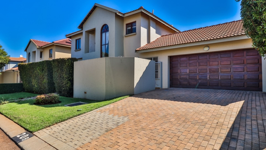 3 Bedroom Property for Sale in Irene View Estate Gauteng
