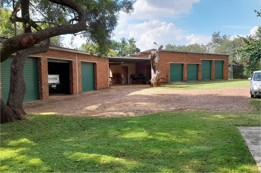 4 Bedroom Property for Sale in Wildebeeshoek AH Gauteng