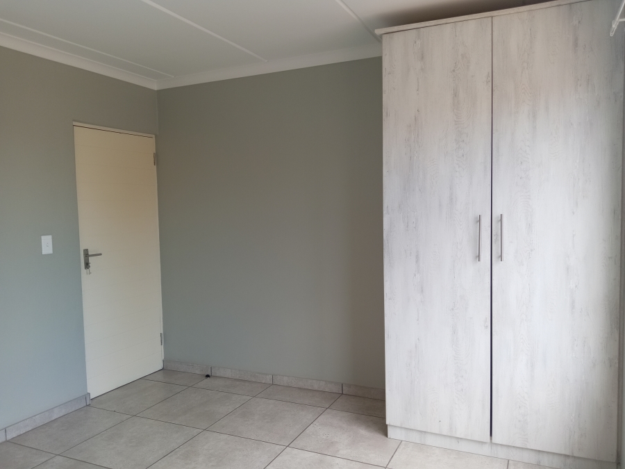 2 Bedroom Property for Sale in Eveleigh Gauteng