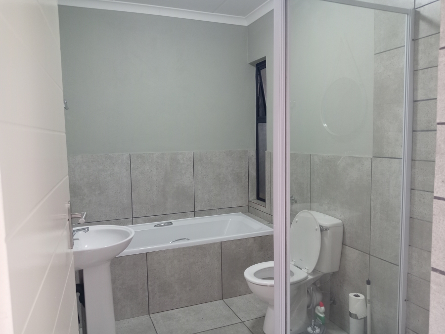 2 Bedroom Property for Sale in Eveleigh Gauteng