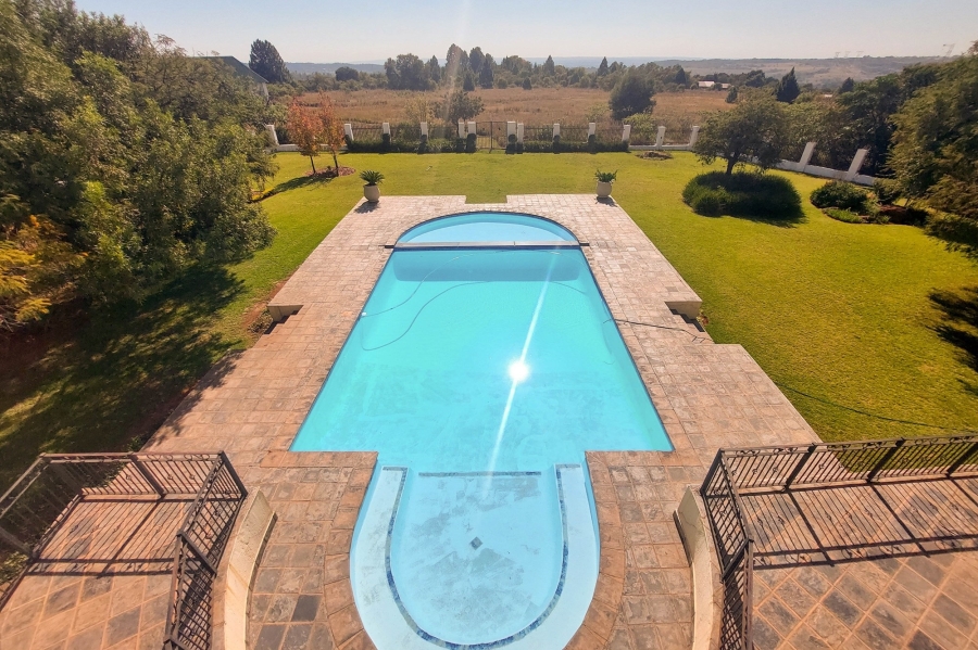 5 Bedroom Property for Sale in Tiegerpoort Gauteng