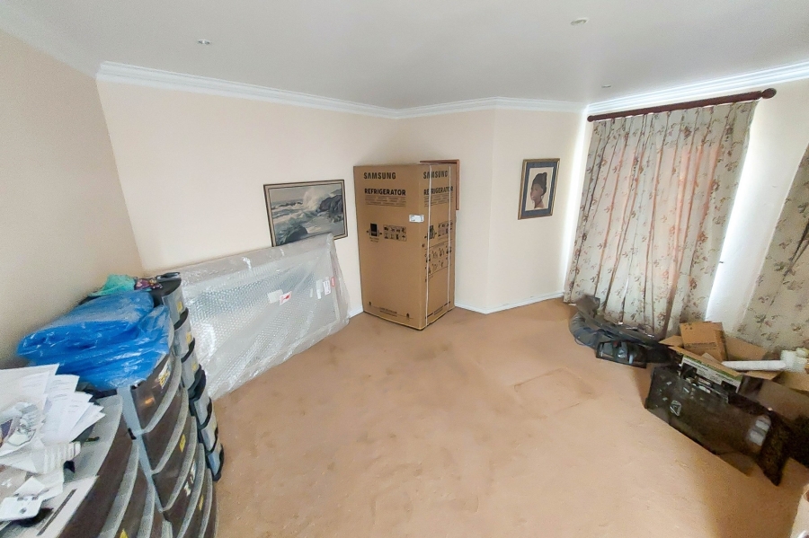 5 Bedroom Property for Sale in Tiegerpoort Gauteng