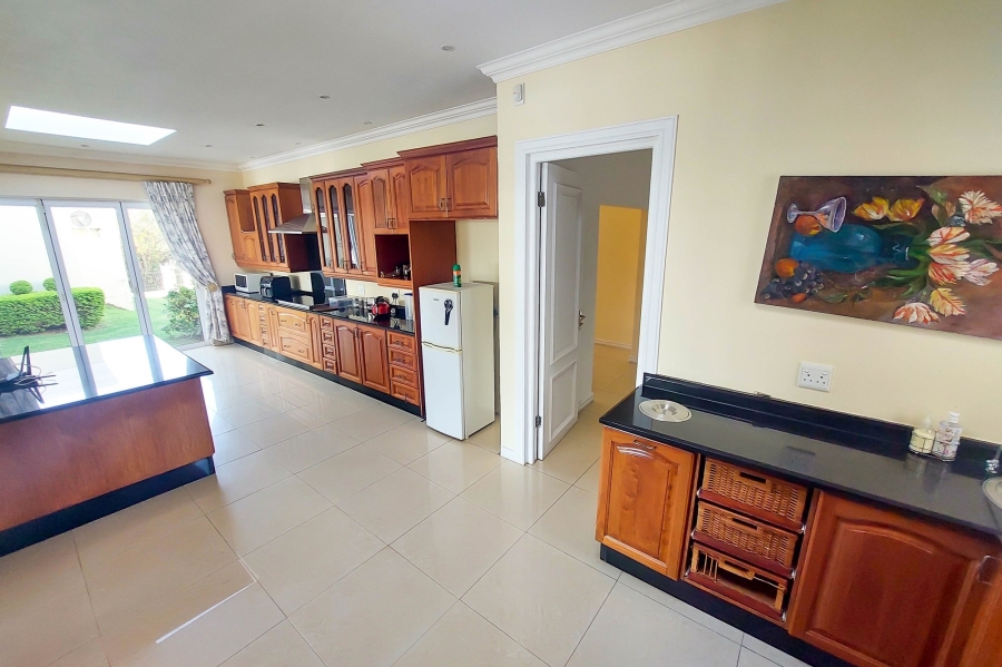 5 Bedroom Property for Sale in Tiegerpoort Gauteng