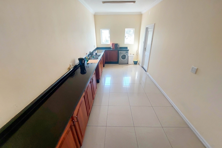 5 Bedroom Property for Sale in Tiegerpoort Gauteng
