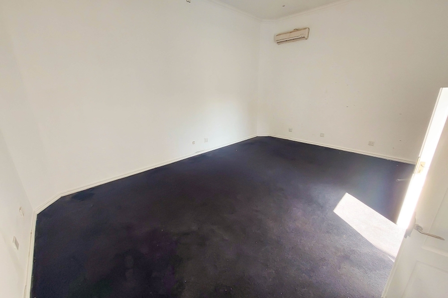 5 Bedroom Property for Sale in Tiegerpoort Gauteng