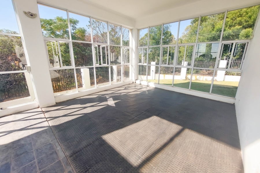 5 Bedroom Property for Sale in Tiegerpoort Gauteng
