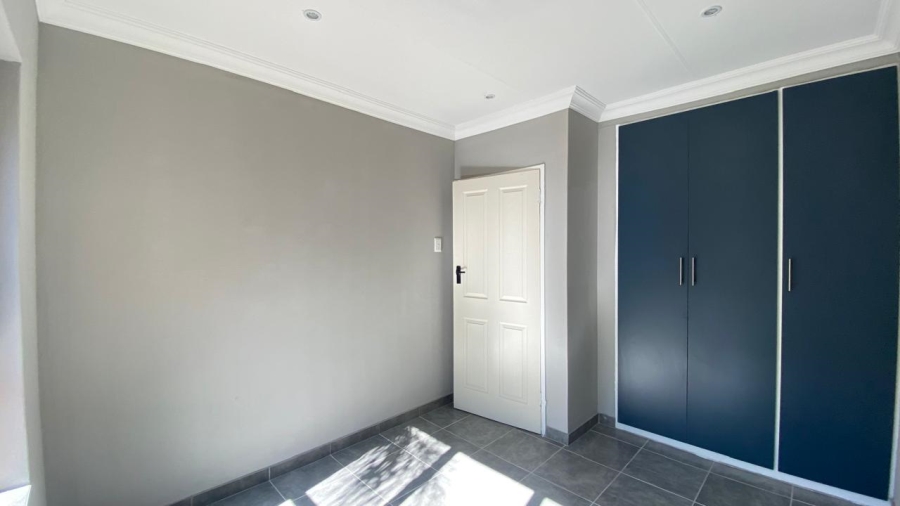 To Let 3 Bedroom Property for Rent in Garsfontein Gauteng