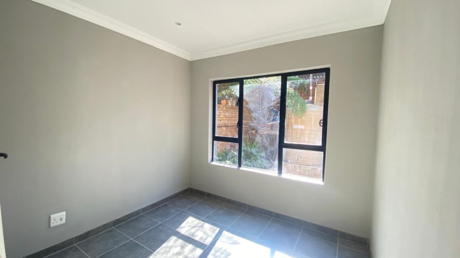 To Let 3 Bedroom Property for Rent in Garsfontein Gauteng
