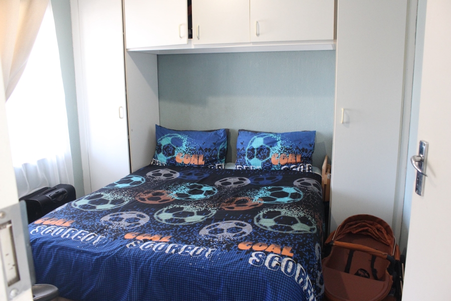 2 Bedroom Property for Sale in Glen Marais Gauteng