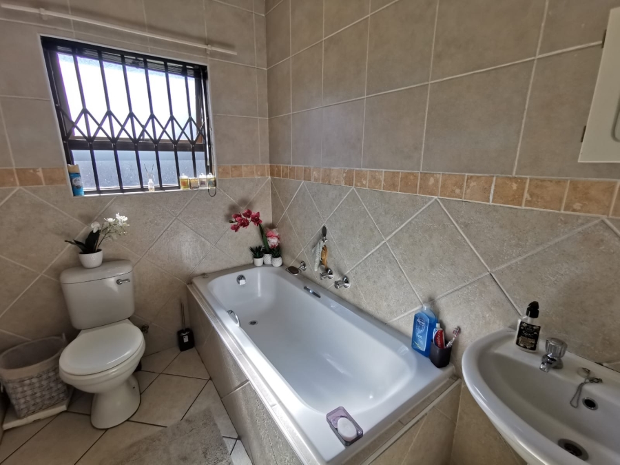 3 Bedroom Property for Sale in Alberton Central Gauteng