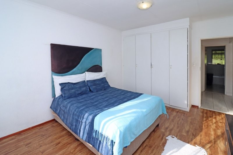 2 Bedroom Property for Sale in Robindale Gauteng