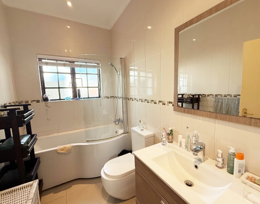 To Let 3 Bedroom Property for Rent in Sunninghill Gauteng