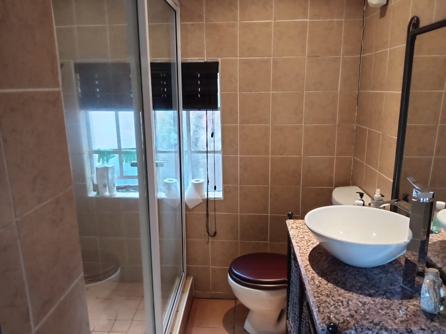 3 Bedroom Property for Sale in Roodepoort North Gauteng