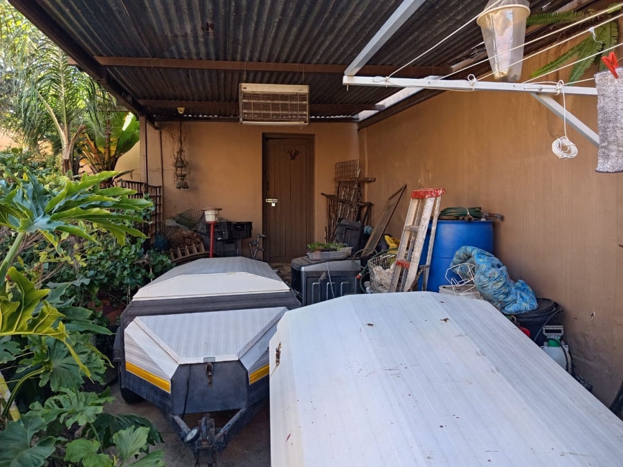 3 Bedroom Property for Sale in Roodepoort North Gauteng