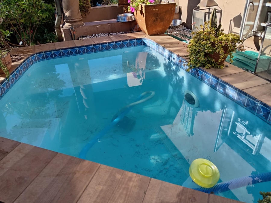 3 Bedroom Property for Sale in Roodepoort North Gauteng