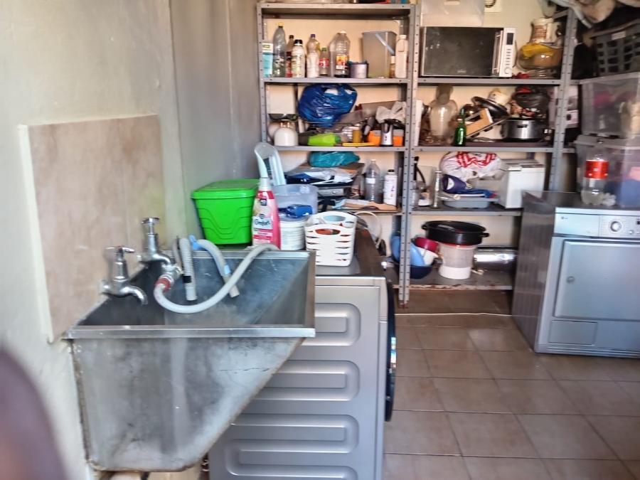 3 Bedroom Property for Sale in Roodepoort North Gauteng
