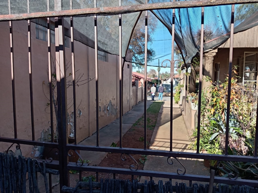 3 Bedroom Property for Sale in Roodepoort North Gauteng