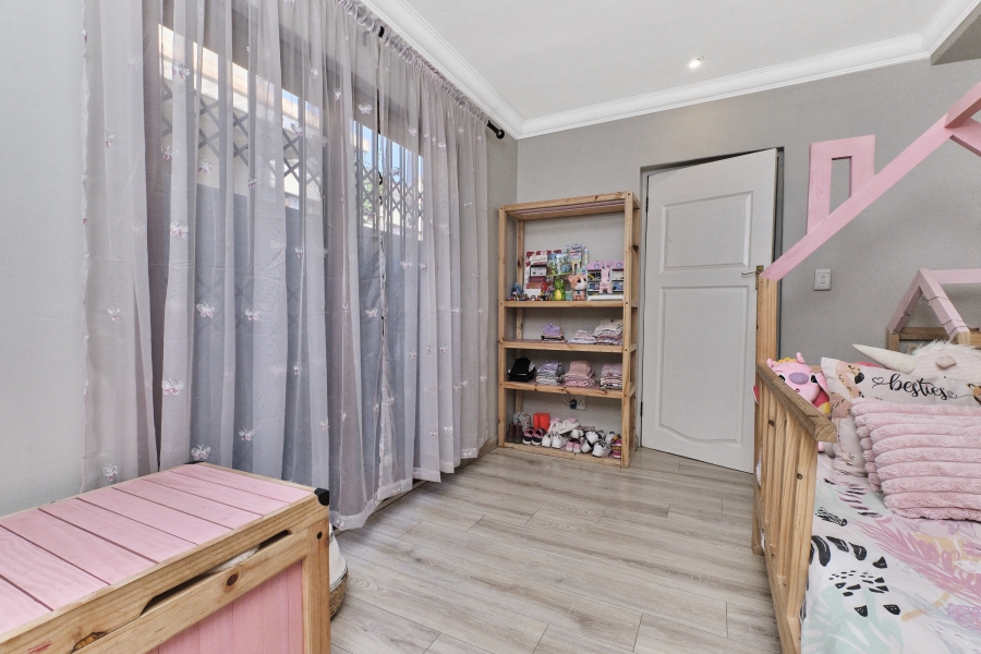 2 Bedroom Property for Sale in Barbeque Downs Gauteng