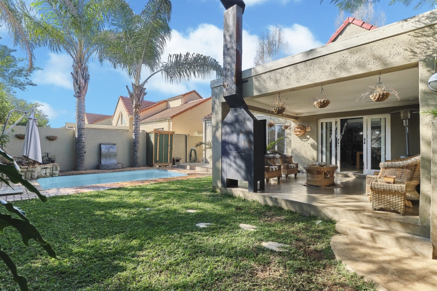 2 Bedroom Property for Sale in Barbeque Downs Gauteng