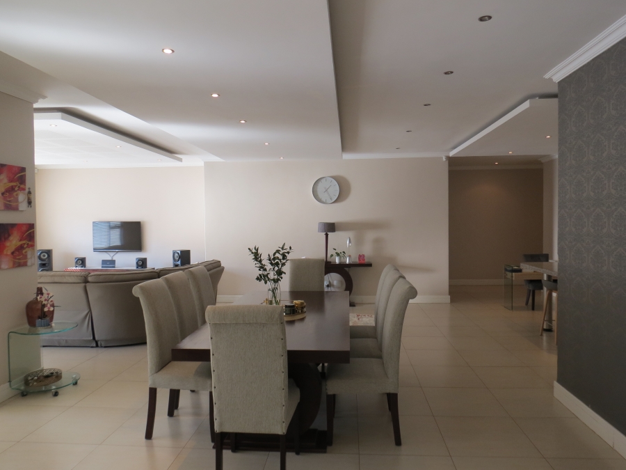 4 Bedroom Property for Sale in Greenstone Hill Gauteng