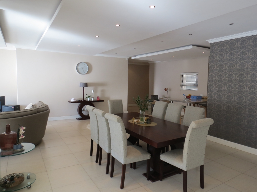 4 Bedroom Property for Sale in Greenstone Hill Gauteng