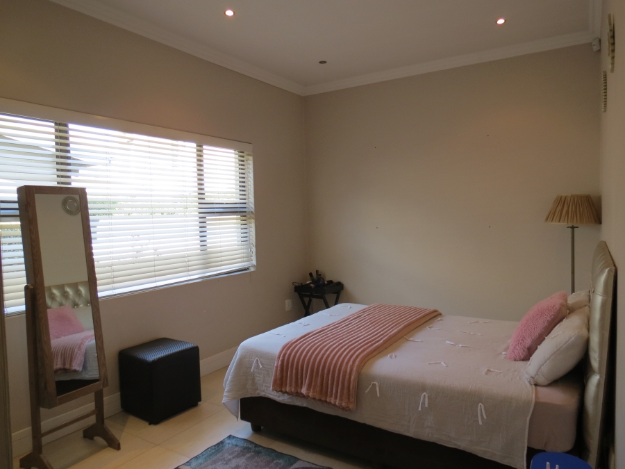 4 Bedroom Property for Sale in Greenstone Hill Gauteng