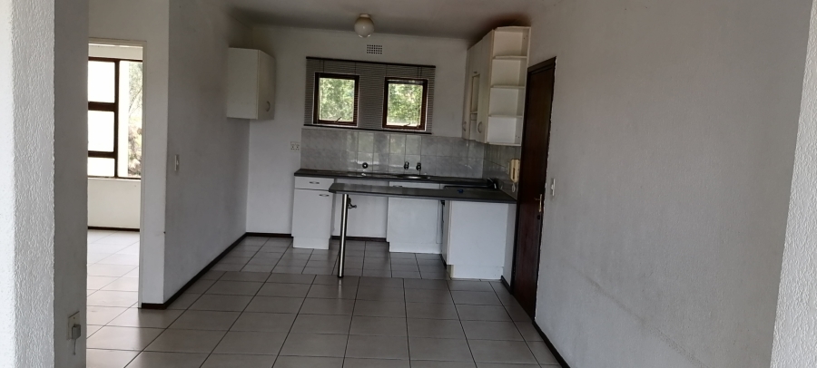 To Let 2 Bedroom Property for Rent in Wilro Park Gauteng