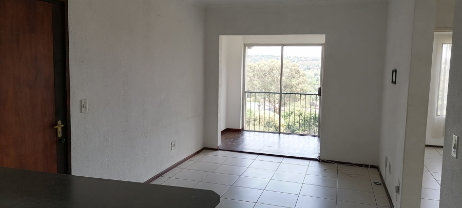 To Let 2 Bedroom Property for Rent in Wilro Park Gauteng