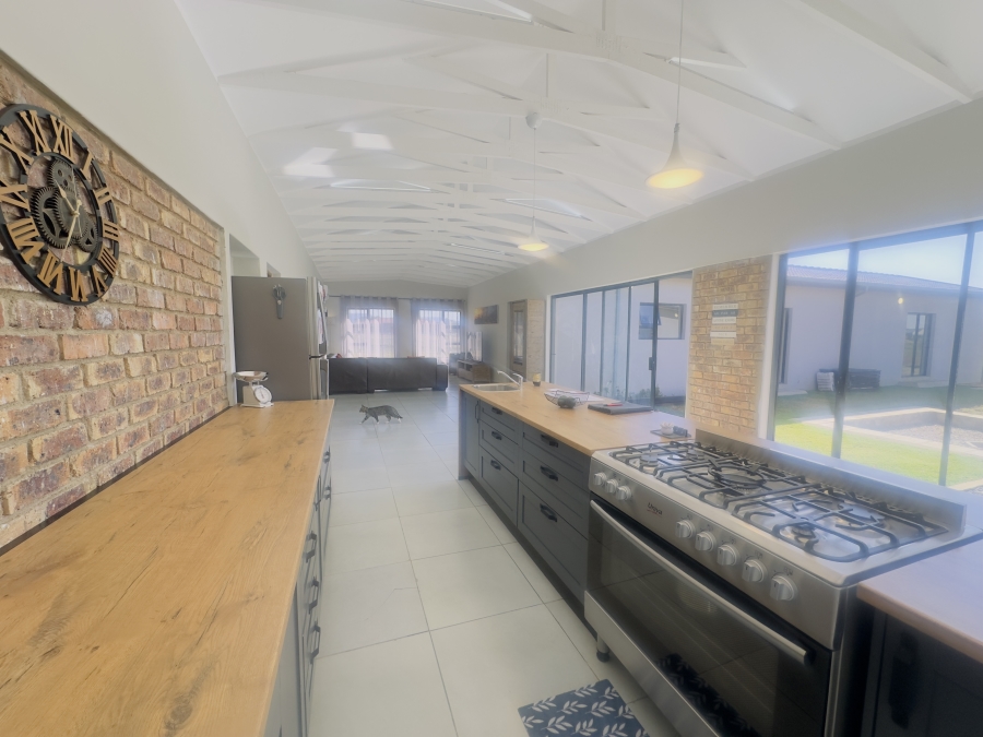 3 Bedroom Property for Sale in Blue Saddle Ranches Gauteng