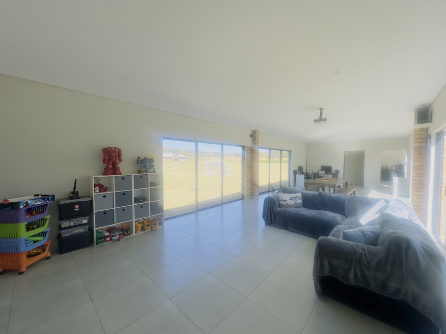 3 Bedroom Property for Sale in Blue Saddle Ranches Gauteng