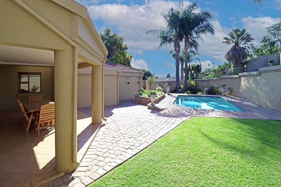 3 Bedroom Property for Sale in Marais Steyn Park Gauteng
