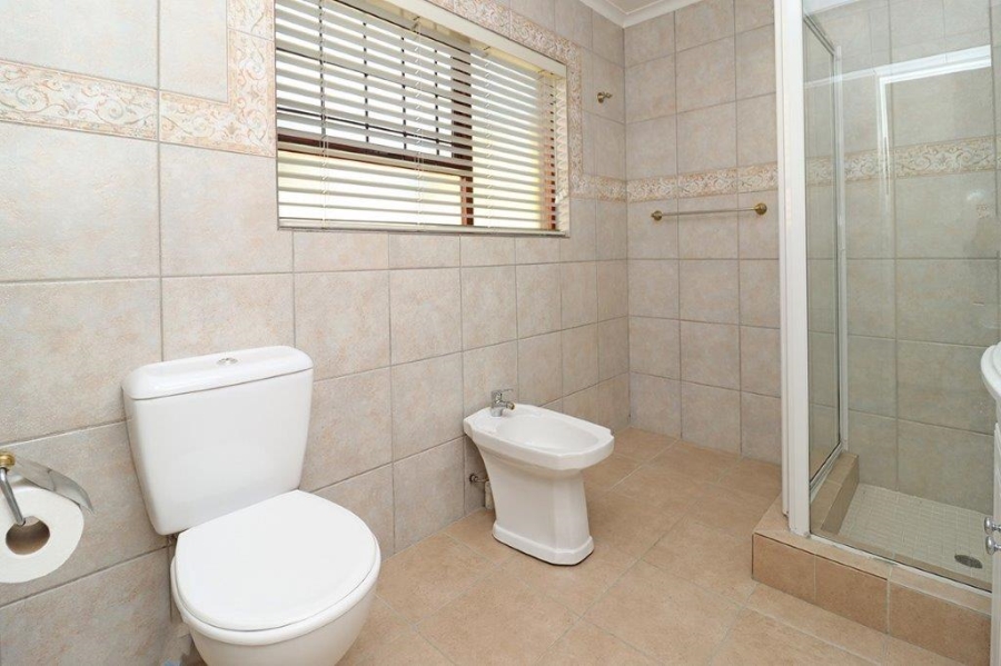 3 Bedroom Property for Sale in Marais Steyn Park Gauteng