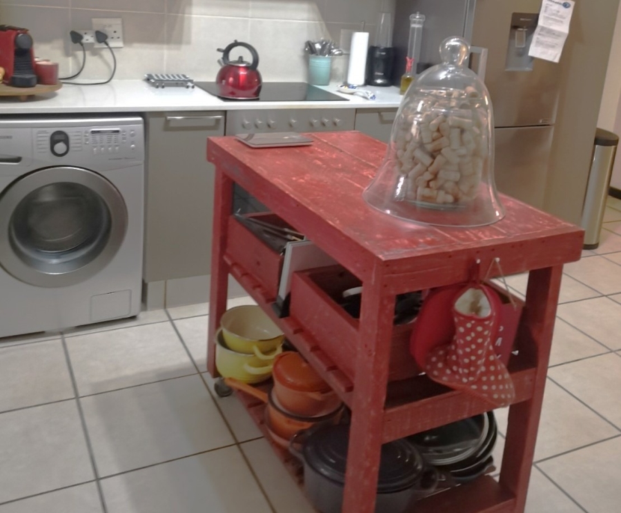 To Let 2 Bedroom Property for Rent in Bryanston Gauteng