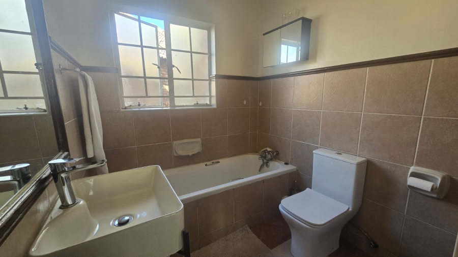 To Let 2 Bedroom Property for Rent in Boardwalk Villas Gauteng