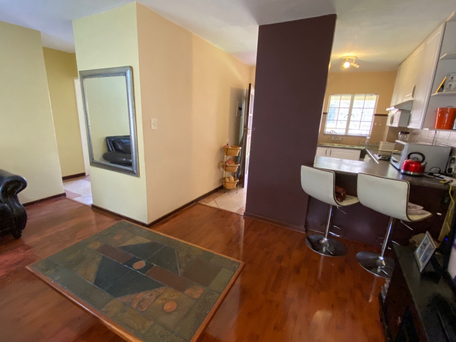 To Let 2 Bedroom Property for Rent in Boardwalk Villas Gauteng