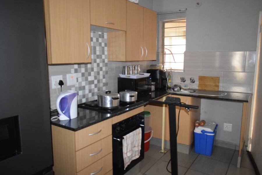 1 Bedroom Property for Sale in Klippoortje Gauteng